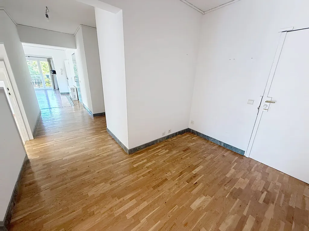 Toad - Two-Bedroom Flat with Terraces in Dilbeek