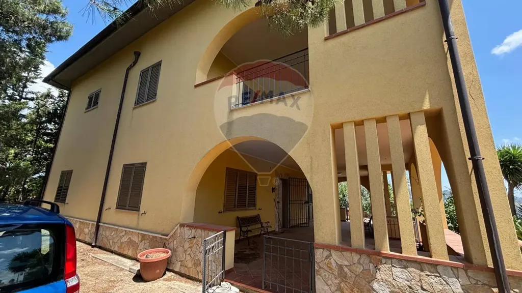 Extérieur - Bifamiliar Villa with Garden in Caltanissetta