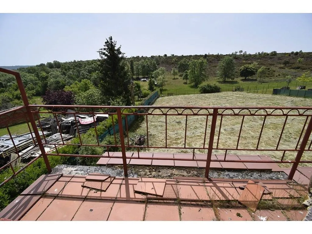 Balcon - Rustic House with Terraces in Valsemana