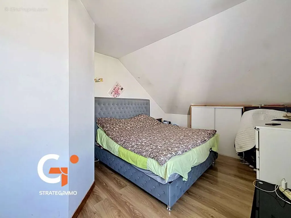 Chambres - Maison 6 pièces à Rouen