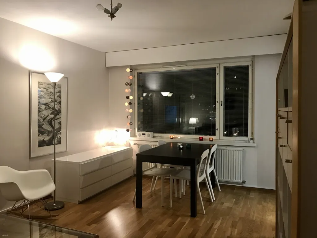 Salle à manger - Bright Apartment with City Views in Turku