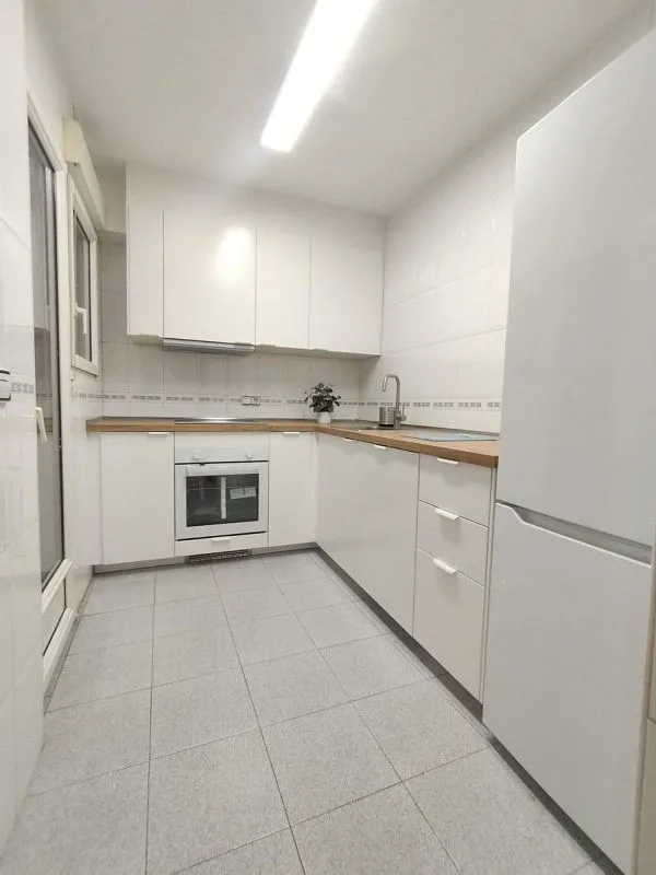 Cuisine - Furnished Flat with Balcony in Murcia Centre