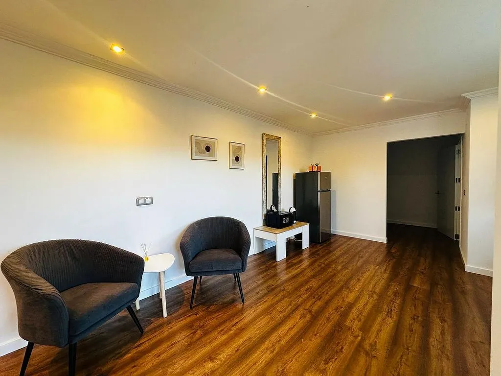 Séjour - Villa with Pool and Apartments in Elda