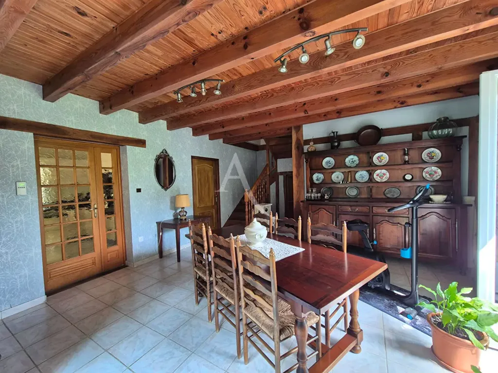 Sala da pranzo - Charming House with Pool in Landes Countryside