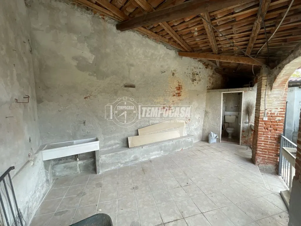 Rooms - Bifamiliar House with Private Courtyard in Agliè