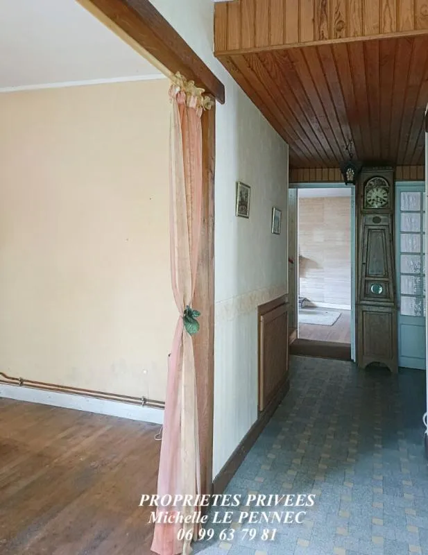 Entrée - Maison avec Jardin et Garage à Sermaises