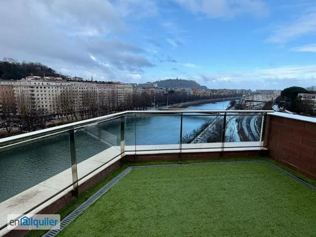 Balcony - Furnished Apartment with River View in Donostia