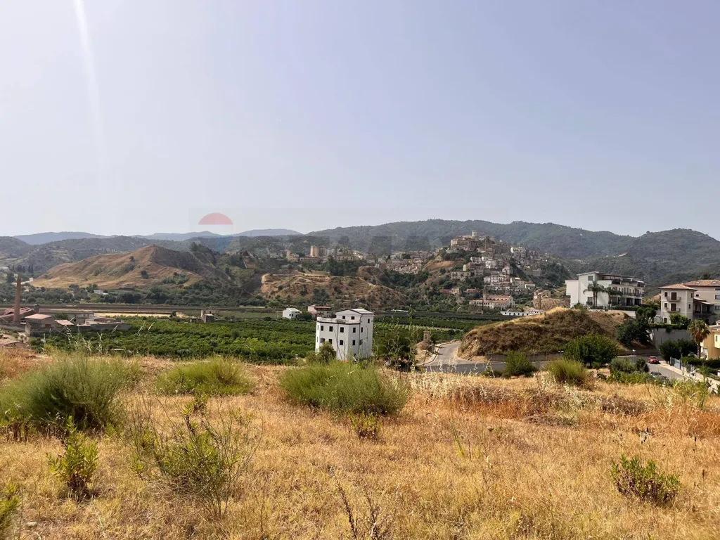 Buildable Land with Panoramic View in Corigliano-Rossano