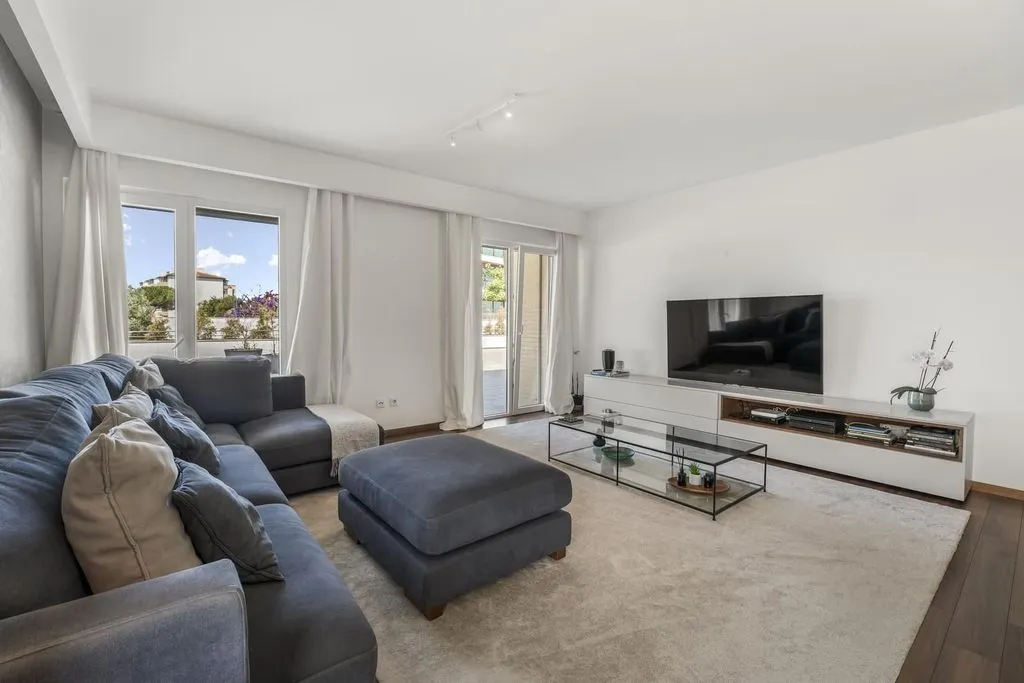 Elutuba - Luxury Flat with City Views in Parede