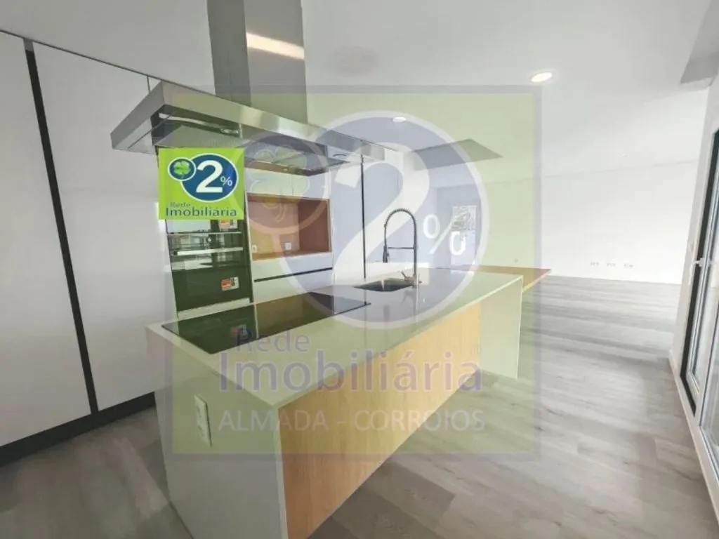 Köök - Luxury Duplex Flat with Parking in Seixal