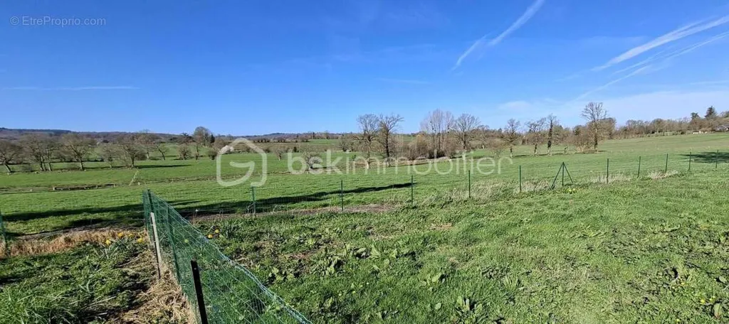 Jardin - Longère en Pierre avec Garage entre Saint-Sever et Vire