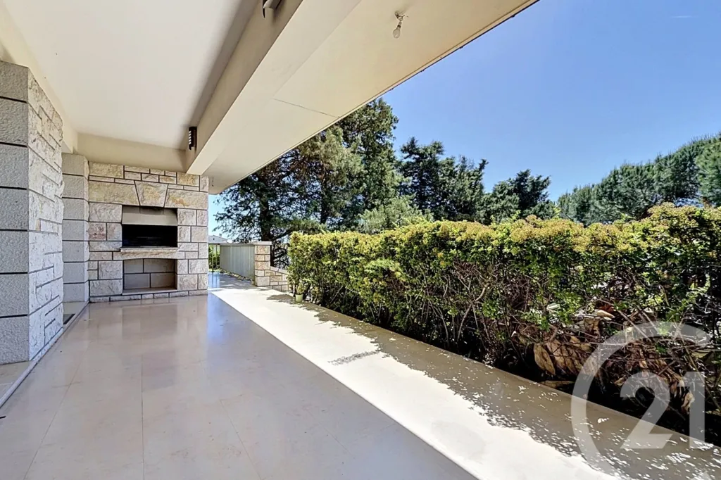 Terrasse - Maison en Pierre avec Terrasse à Antibes