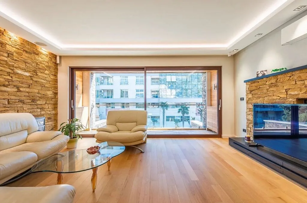 Elutuba - Apartment with Balcony in Paseo de Eduardo Dato, Madrid
