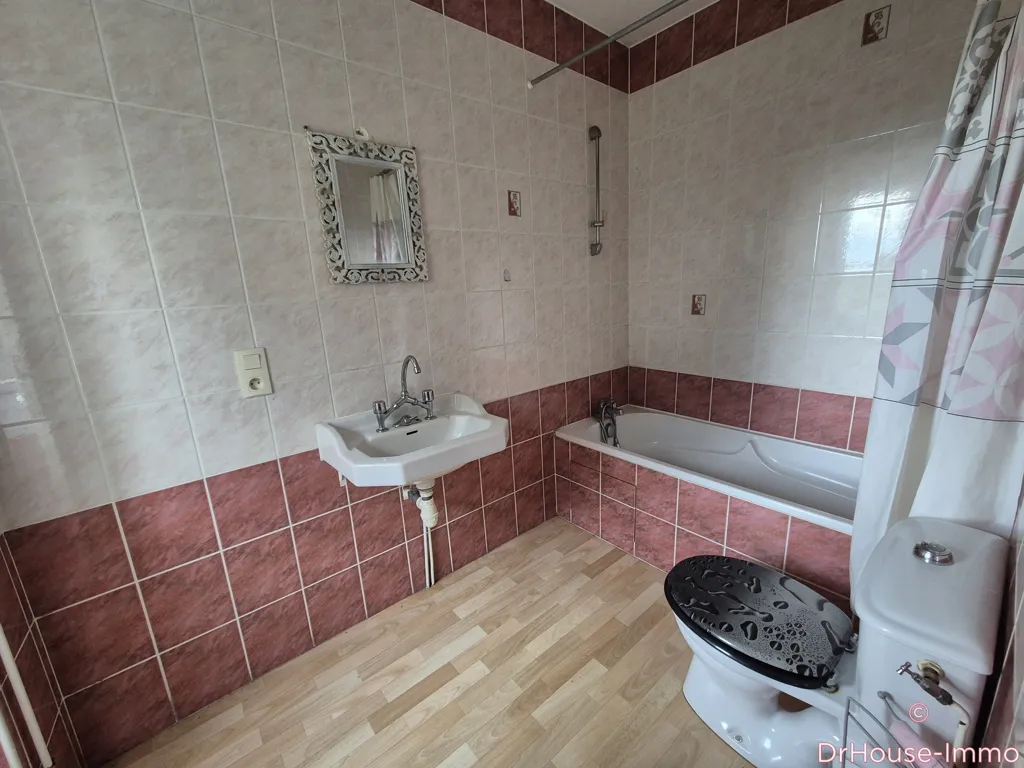 Salles de bain - Maison en Pierres avec Vue Campagne à Saint-Pois