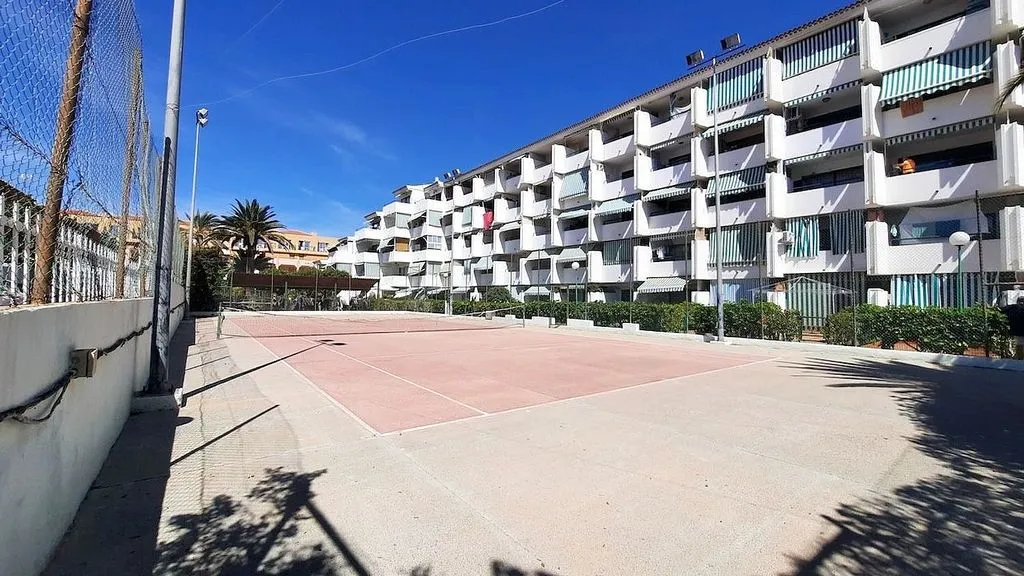 Välivaade - 1-Bedroom Apartment with Pool in Sonnenland