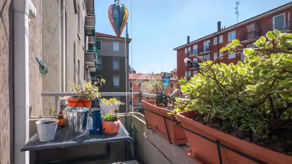 Rõdu - Modernised 2-Bedroom in Prato Centenaro, Milan