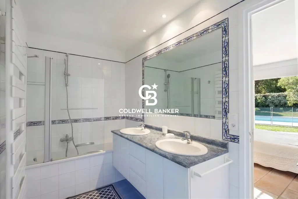 Bagni - Luxury Villa with Pool in Antibes