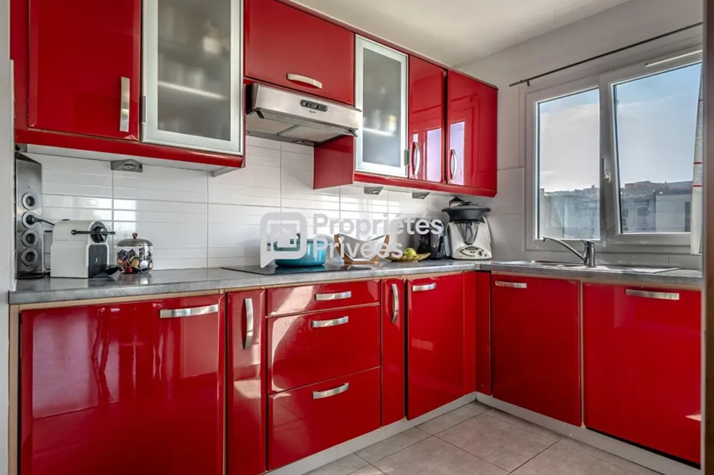Cuisine - Appartement 3 Pièces avec Balcon à Villejuif