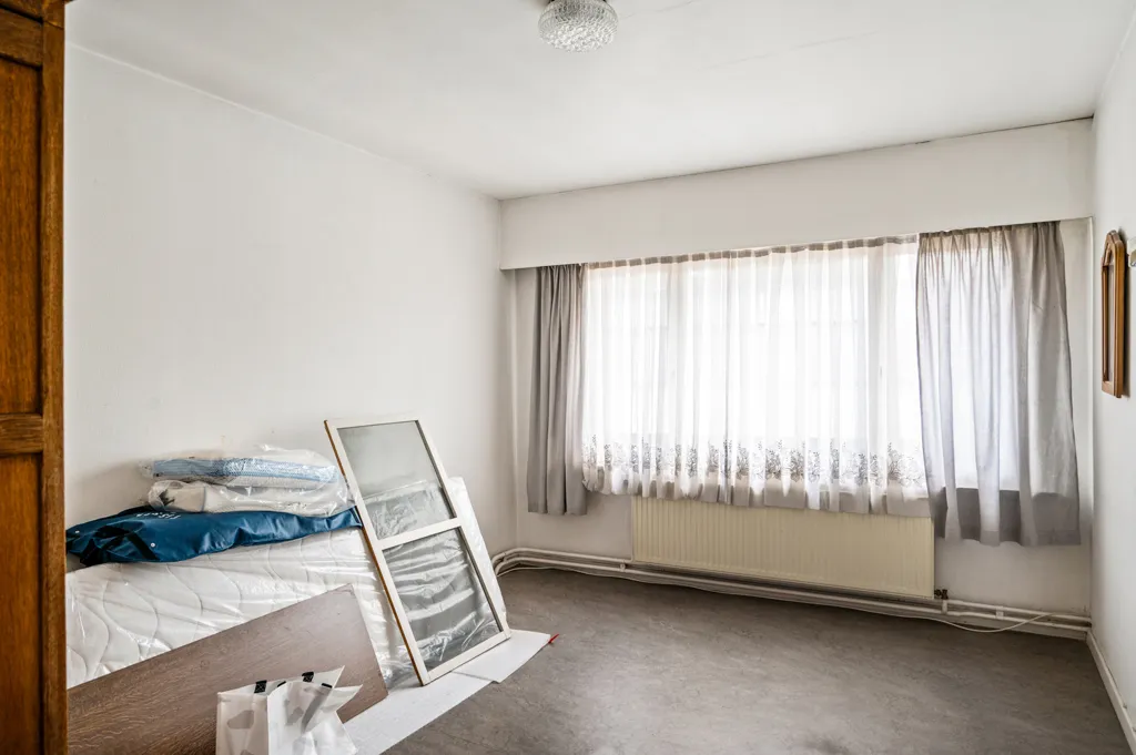 Chambres - Local Commercial avec Logement à Herentals