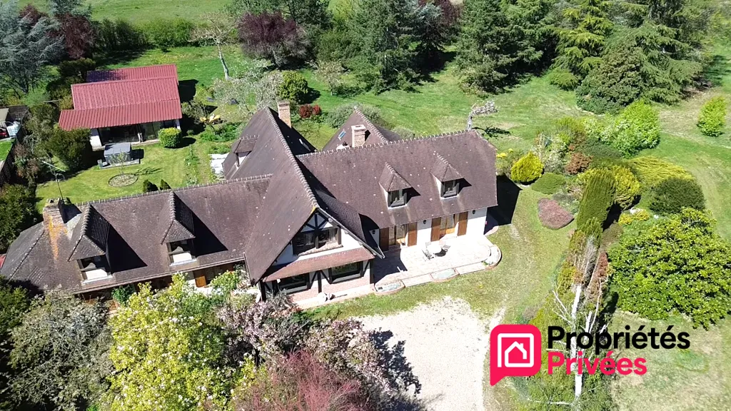 Õhuvaade - Luxury House with Pool in Croth, Normandy