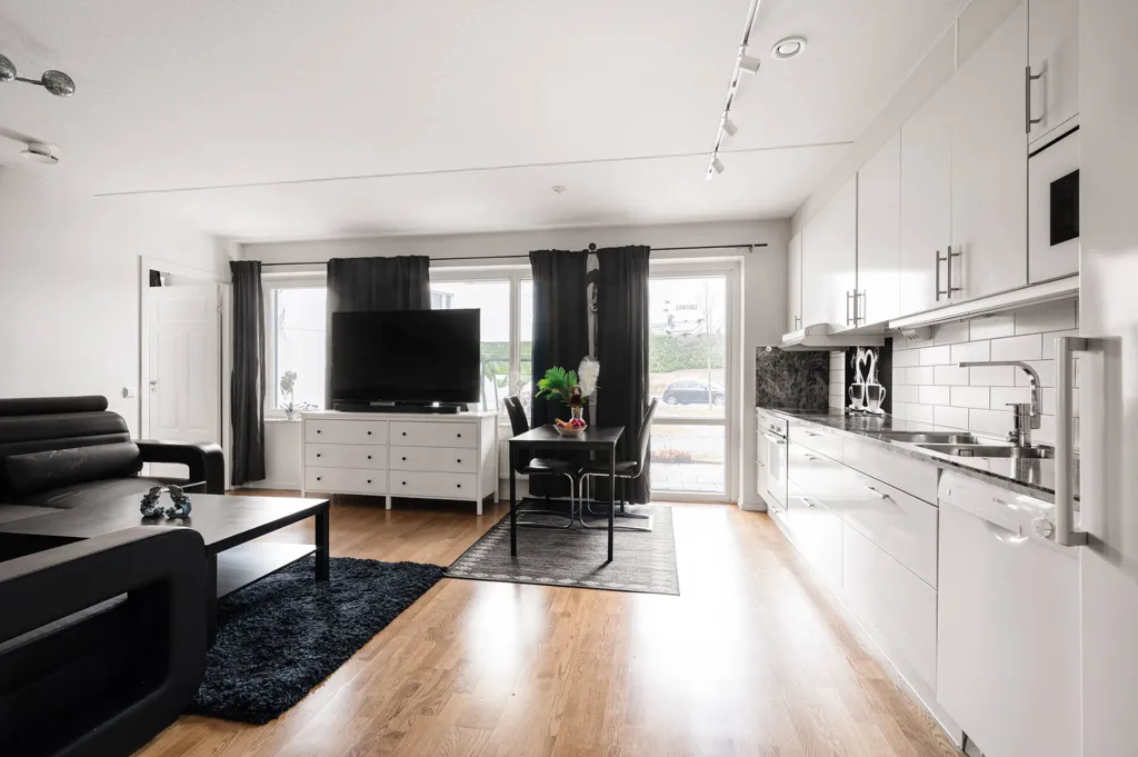 Séjour - Modern Flat with Garden in Norrboda
