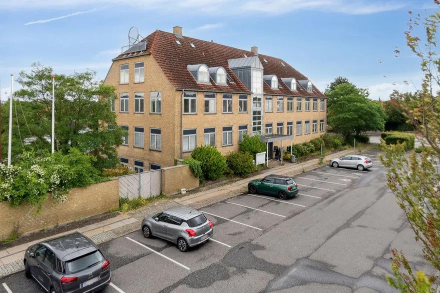Välivaade - Office Space with Parking in Gentofte