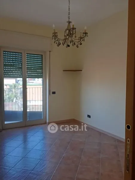 Séjour - Rented Flat with Balcony in Bagnoli, Naples