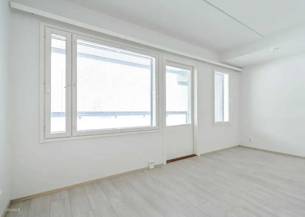 Pièces - Modern Studio with Balcony in Ritaharju, Oulu