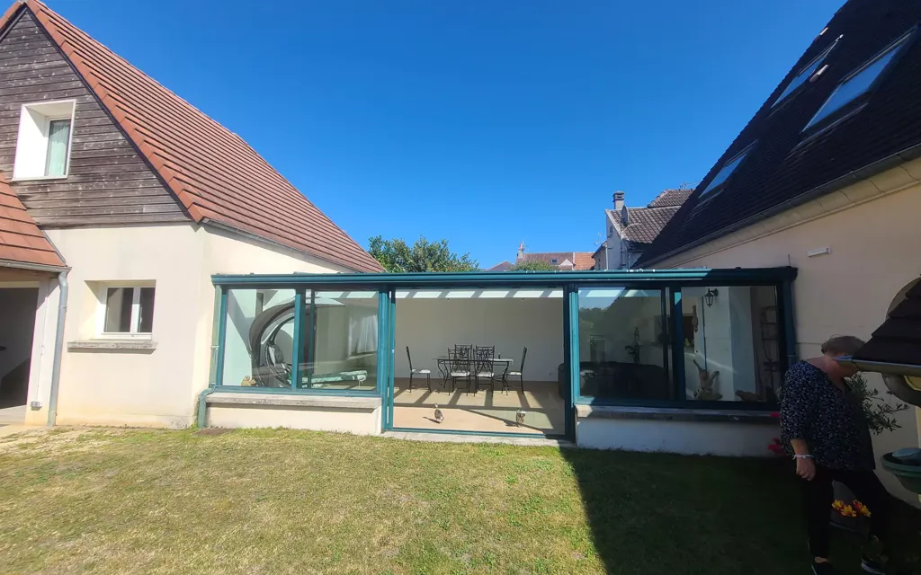 Jardin - Maison d'Architecte avec Terrasse à Château-Thierry