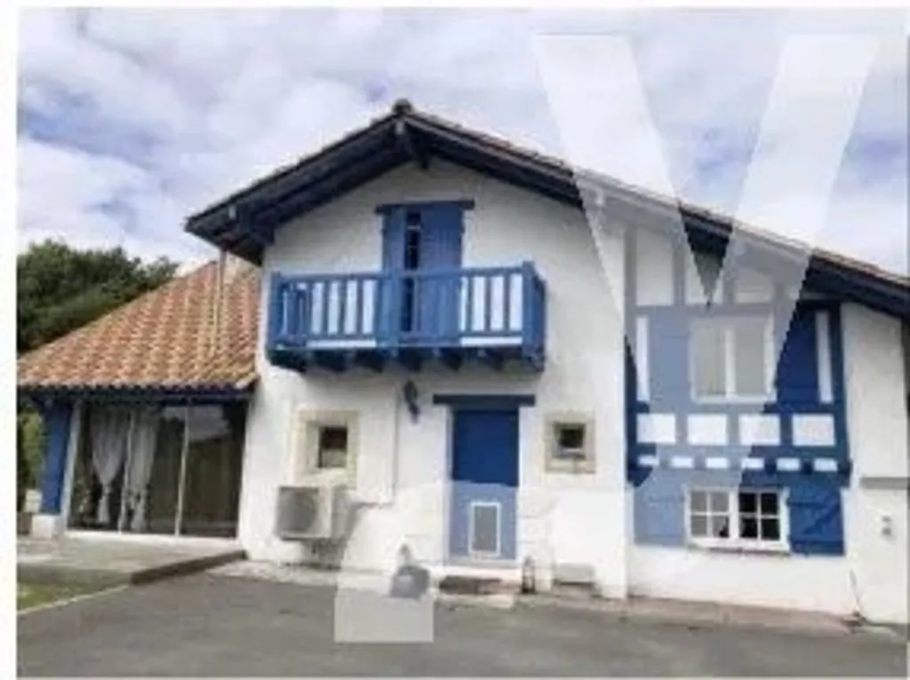 Extérieur - Maison Luxueuse avec Piscine à La Teste-de-Buch