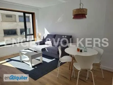Elutuba - Modernised 1-Bed Flat with South-Facing Balcony in Vigo
