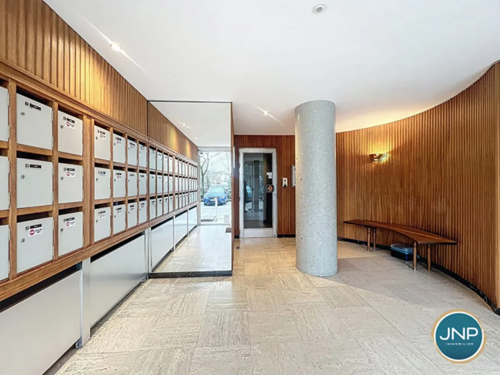 Entrée - Appartement 2 Chambres avec Terrasse à Uccle Centre