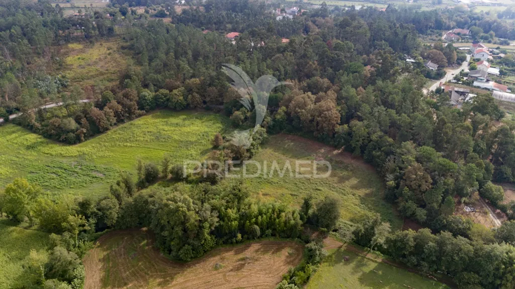 Vue aérienne - Agricultural Land with Construction Viability in Lage