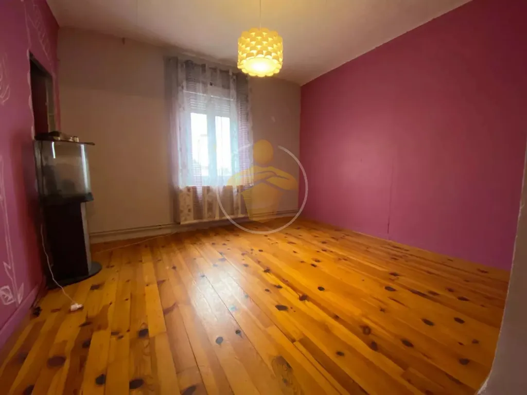 Rooms - Detached House with Garden in Tergnier
