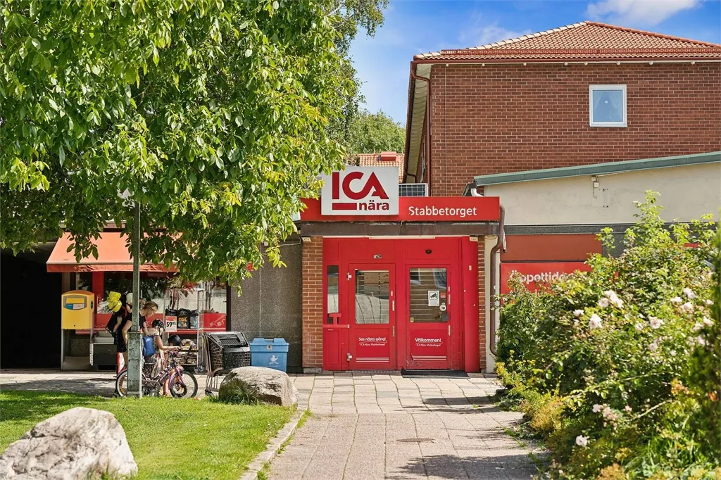 Välivaade - Flat with Garden Access in Björkekärr