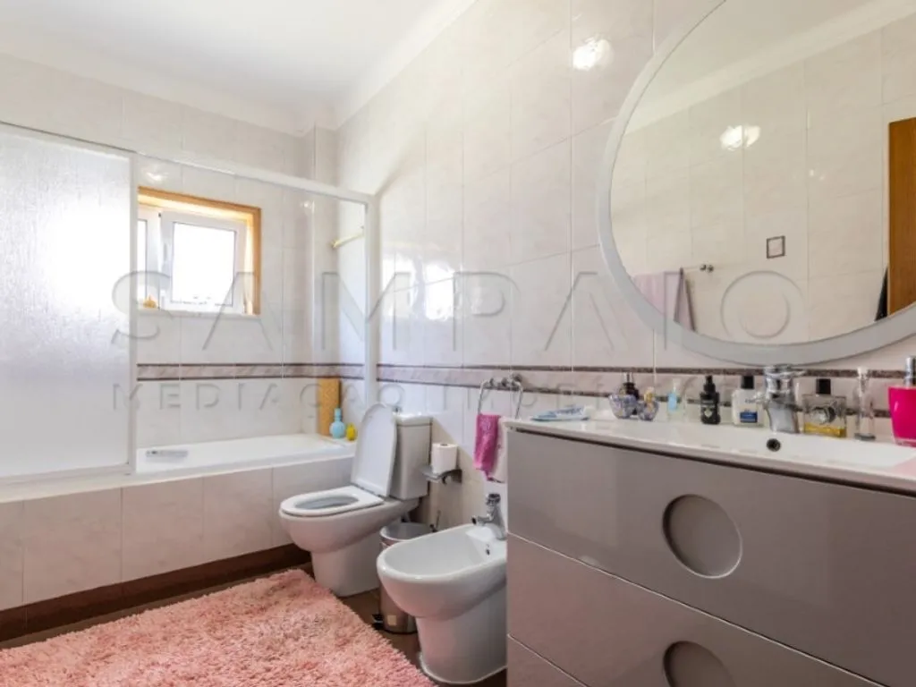Vannitoad - Luxury House with River View in Gondomar
