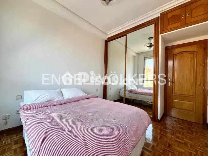 Chambres - Bright Apartment with Terrace in Chamberí