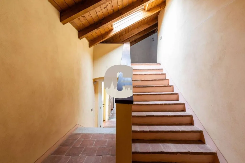 Toad - Luxury Villa with Panoramic Views in Revigliasco d'Asti