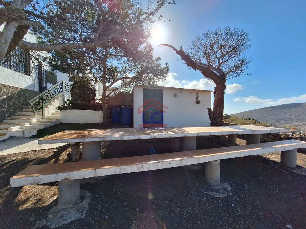 Terrasse - Rustic Land with Pool in Haría, Canary Islands