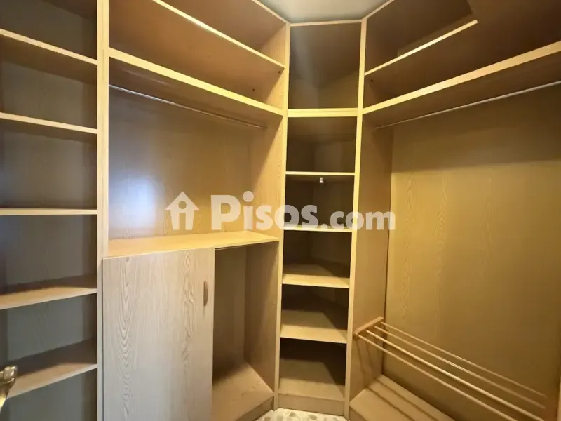 Rooms - Spacious Central Flat with Balcony in Calle de la Acequia