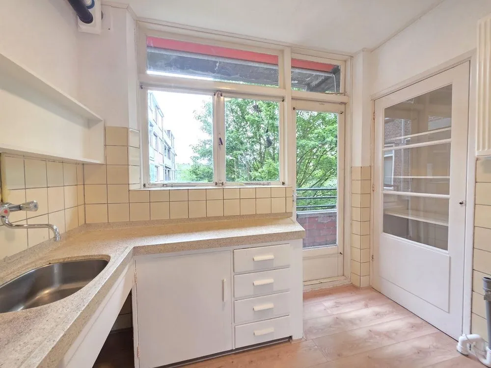 4-toaline korter asukohas Rotterdam