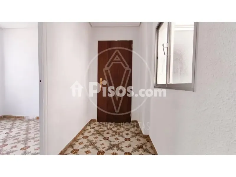Hallway - Bright Apartment with Balcony in Paterna Centre