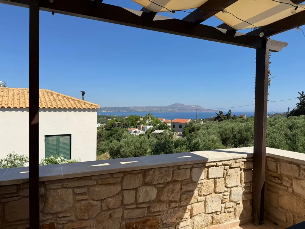 Terrasse - Detached Maisonette with Sea View in Chania
