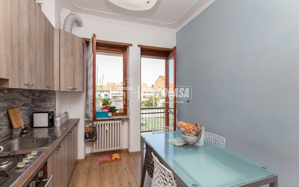 Cuisine - Trilocale with Balcony in Moncalieri