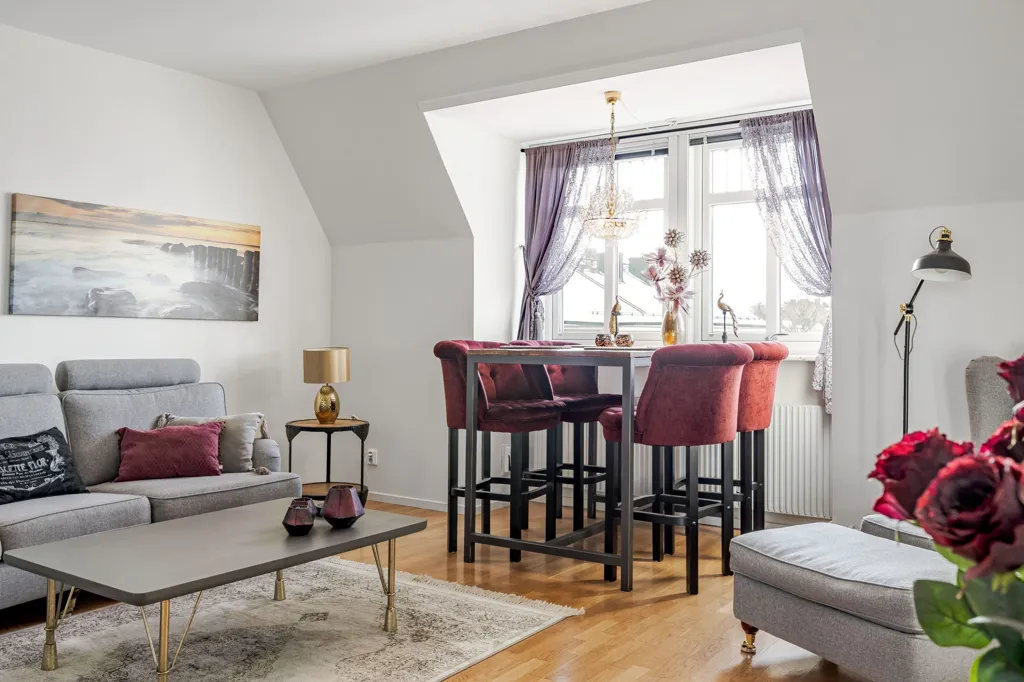 Salón - 1.5-Room Apartment with High Ceilings in Linköping