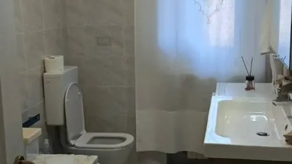 Vannitoad - Fully Rented Apartment with Balconies in Carmagnola