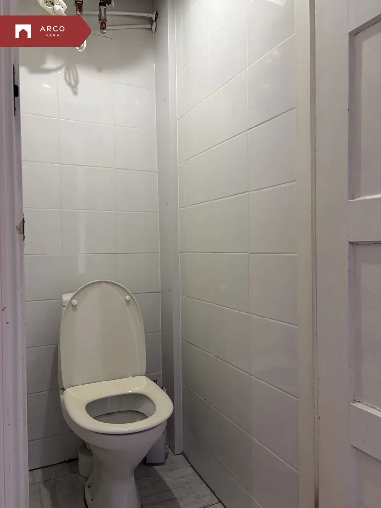 Salles de bain - Appartement 2 pièces à EE