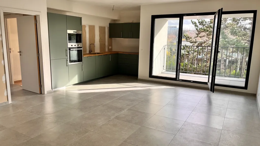 Köök - Contemporary Apartment with Balcony in Evere