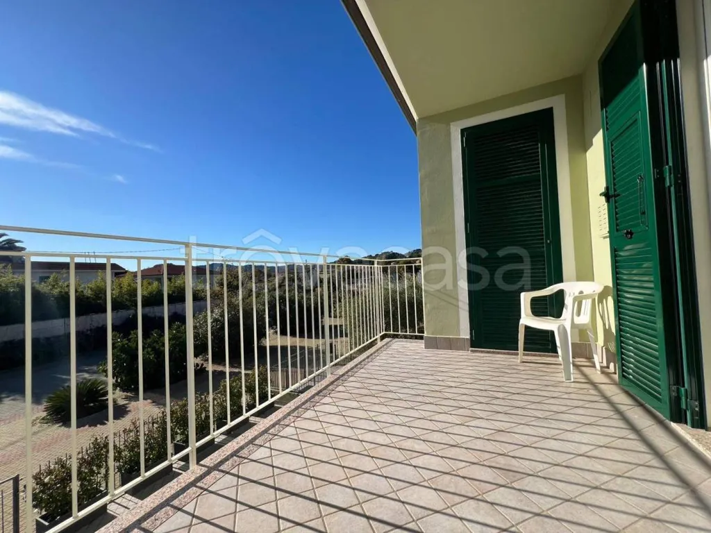 Rõdu - Modern Apartment with Balcony in Cervo
