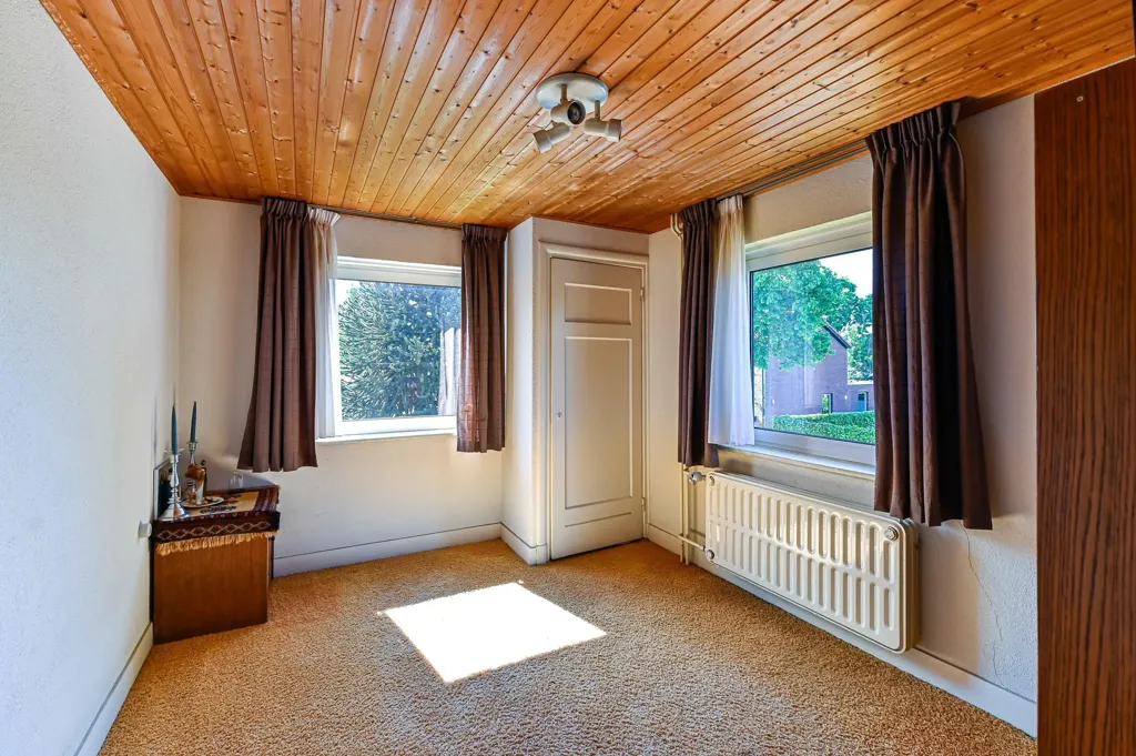 Pièces - Free-Standing Business House with Workshop in Venlo